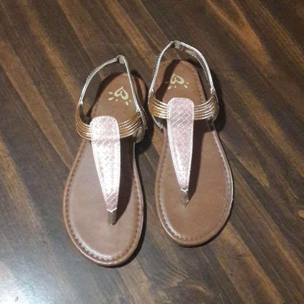 Girls sandals
